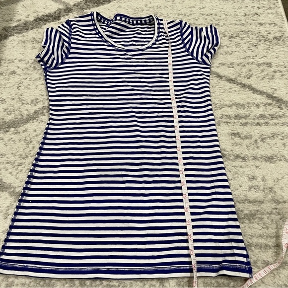 Lululemon Lively Crewneck Tee *Vitasea - Picture 13 of 13